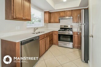 216 Lochmond Dr in Casselberry, FL - Building Photo - Building Photo