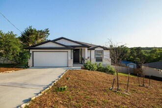 20203 Lincoln Cove in Leander, TX - Building Photo - Building Photo