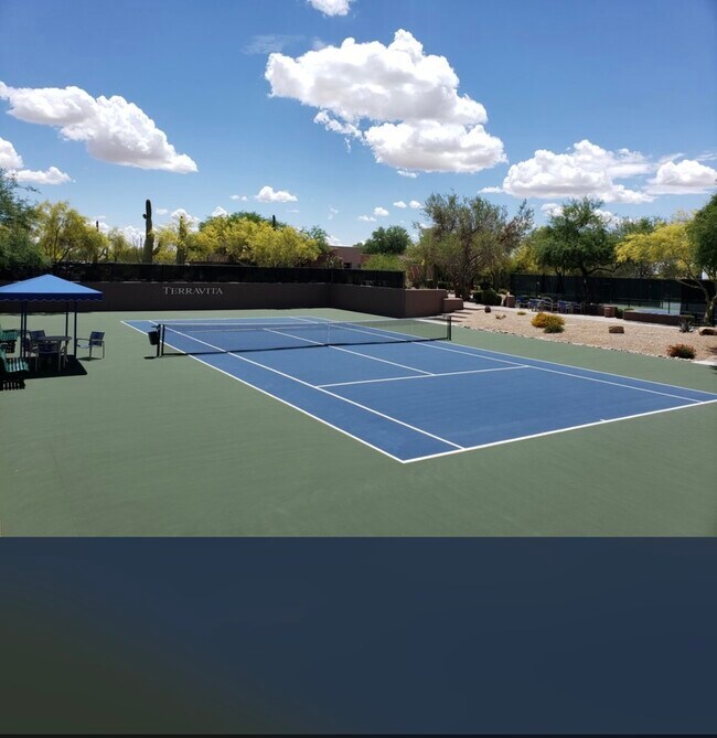 6950 E Bramble Berry Ln in Scottsdale, AZ - Foto de edificio - Building Photo