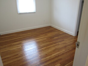14 Woodcreek Rd in Brookfield, CT - Building Photo - Building Photo