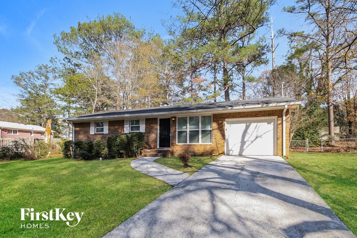 1401 S Hicks Cir NW in Conyers, GA - Building Photo