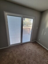Courts of Colfax Apartments in Warsaw, IN - Building Photo - Building Photo