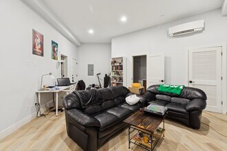 3849 Lancaster Ave, Unit 203 in Philadelphia, PA - Building Photo - Building Photo