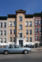 459 40th St Apartments