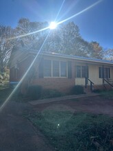 145 Springtree Rd in Athens, GA - Building Photo - Building Photo