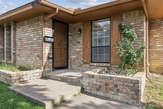8236 El Retiro Rd in Fort Worth, TX - Building Photo - Building Photo