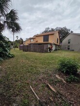 810 Sandtree Dr in Palm Beach Gardens, FL - Building Photo - Building Photo