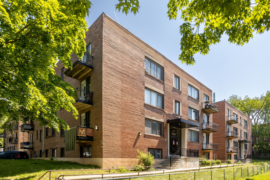 4000 Dupuis Av in Montréal, QC - Building Photo