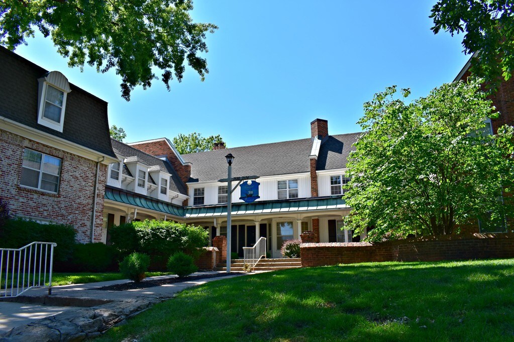 Apartments in Merriam, KS