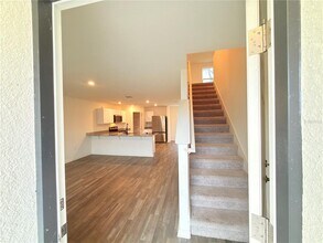 733 James Ct in Poinciana, FL - Building Photo - Building Photo
