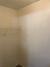 325 Wolf Mountain Ln in Fort Worth, TX - Building Photo - Building Photo