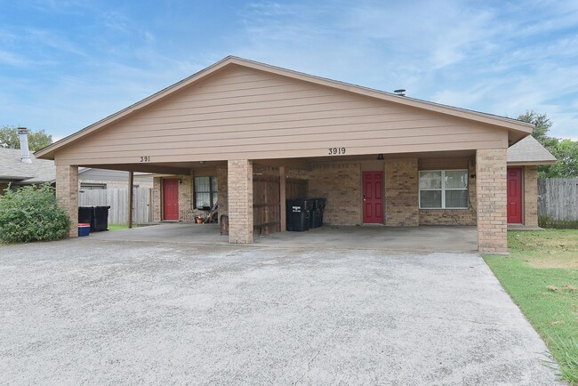 property at 3917 Peperport Dr