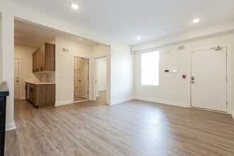 2009 N 22nd St in Philadelphia, PA - Building Photo - Building Photo