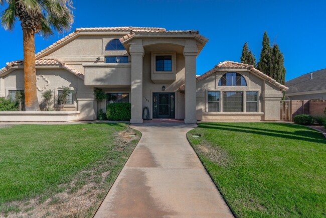 property at 1187 Lizzie Ln