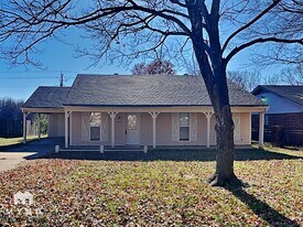 3405 Laurel Dr in Horn Lake, MS - Building Photo