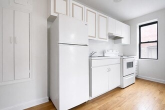 182 Claremont Ave in New York, NY - Building Photo - Building Photo