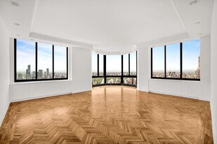 200-210 E 65th St in New York, NY - Building Photo