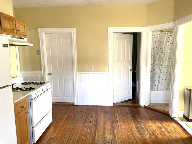 36 Williams St in Pawtucket, RI - Building Photo - Building Photo