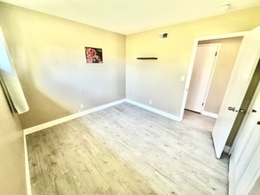 25385 Calaroga Ave in Hayward, CA - Building Photo - Building Photo