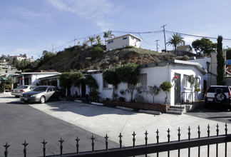 2230 San Diego Ave in San Diego, CA - Foto de edificio - Building Photo