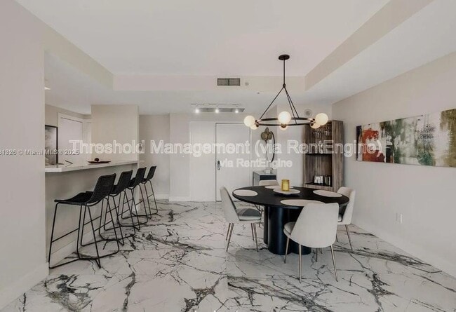 3400 SW 27th Ave, Unit 605 in Miami, FL - Building Photo - Building Photo