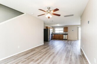 16770 N Thrasher Dr in Conroe, TX - Building Photo - Building Photo