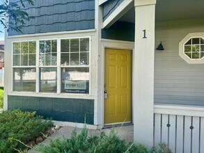 6345 Chardonnay St in Evans, CO - Building Photo - Building Photo