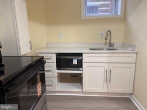 5600 11th St N in Arlington, VA - Building Photo - Building Photo