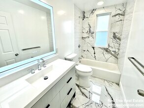 190 Hillside St in Boston, MA - Foto de edificio - Building Photo