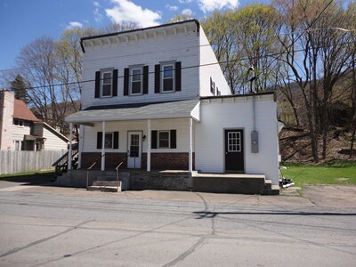10 Clinton St in Galeton, PA - Foto de edificio