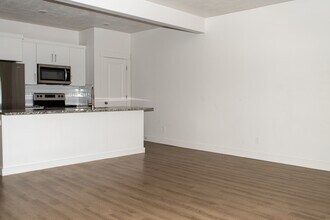 418-East418 1580 E in Hyrum, UT - Building Photo - Building Photo