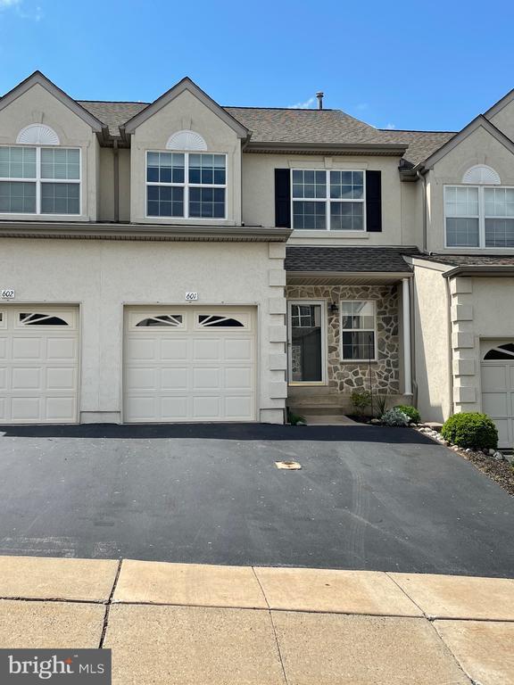 601 Fawn Cir