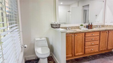 10134 Boca Woods Ln in Boca Raton, FL - Building Photo - Building Photo