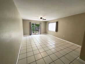 419 Ocean Ave, Unit 403 in Melbourne Beach, FL - Building Photo - Building Photo