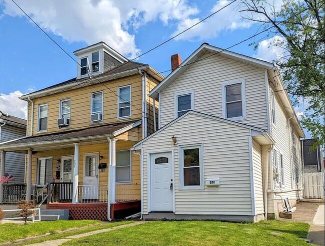 Unavailable Property at 201 E Nesquehoning St in Easton, PA - Listing ...