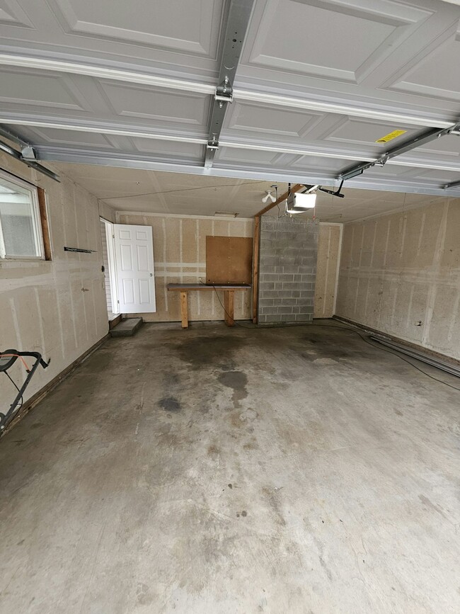 8117 N Howard St in Spokane, WA - Building Photo - Building Photo