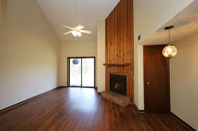 2720 Tyndall Dr in Valdosta, GA - Building Photo - Building Photo