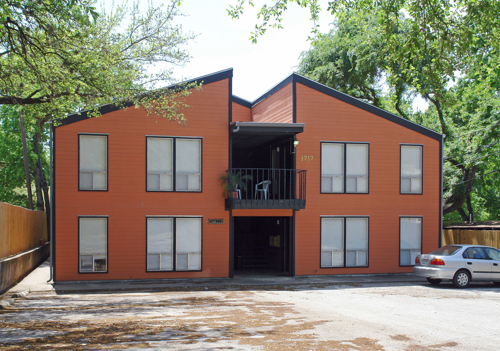 Enfield Townhomes in Austin, TX - Building Photo