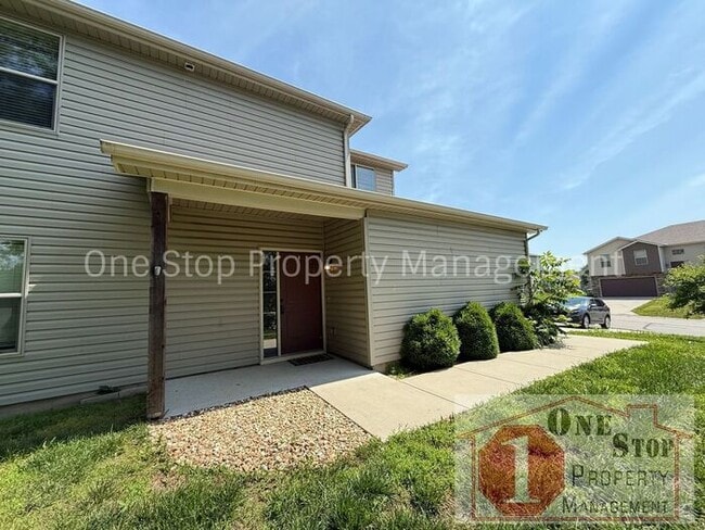 property at 140 Roller Ct