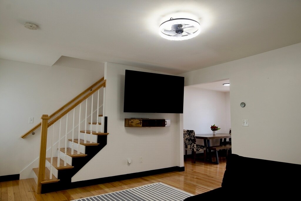 15 Irving St in Lowell, MA - Building Photo