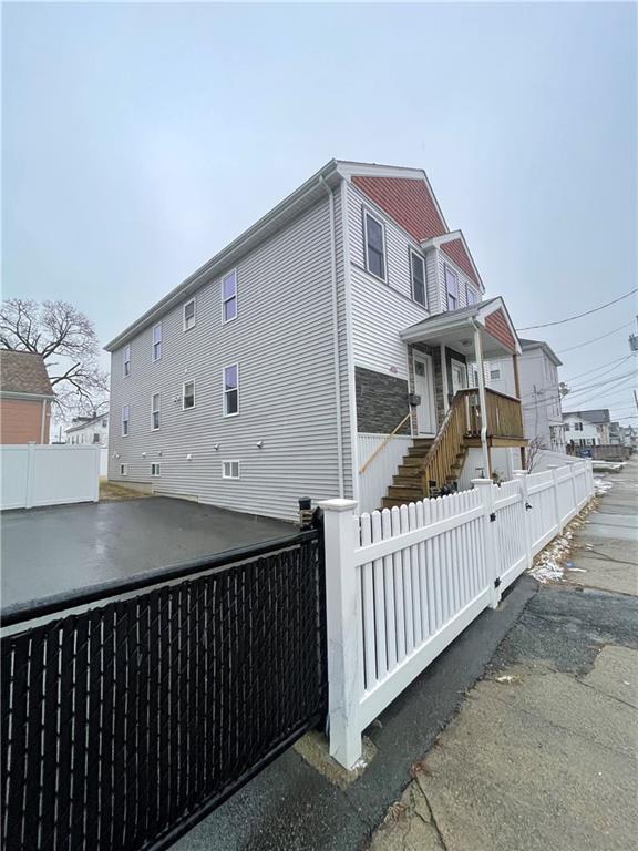 193 Harrison St in Pawtucket, RI - Building Photo - Building Photo