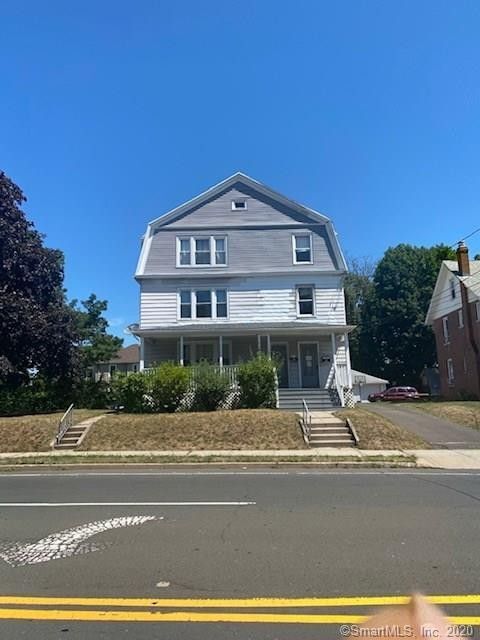 592 E Main St in Meriden, CT - Building Photo