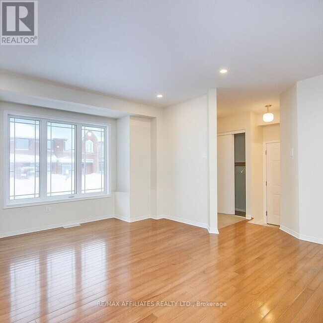 1040 Capreol St in Ottawa, ON - Building Photo - Building Photo