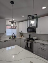 3142 Martha Custis Dr in Alexandria, VA - Building Photo