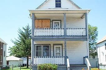 property at 4916 Homerlee Ave