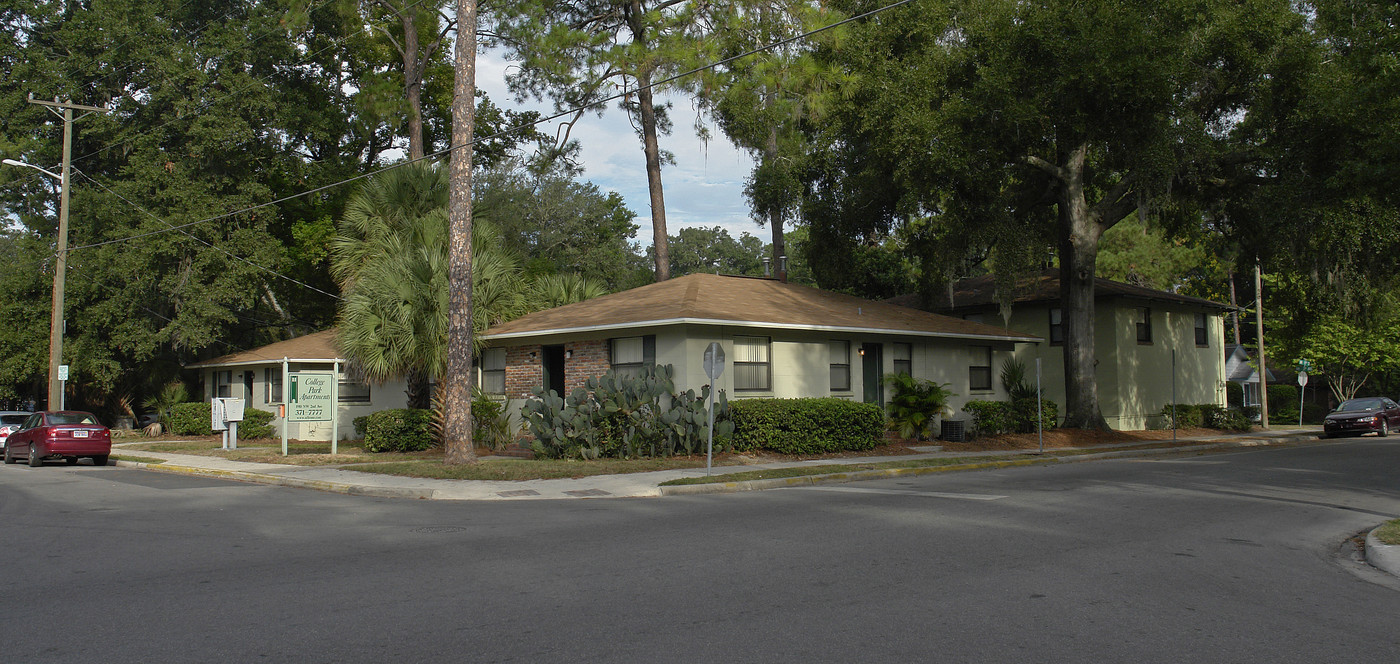 1910 NW 2nd Ave in Gainesville, FL - Building Photo