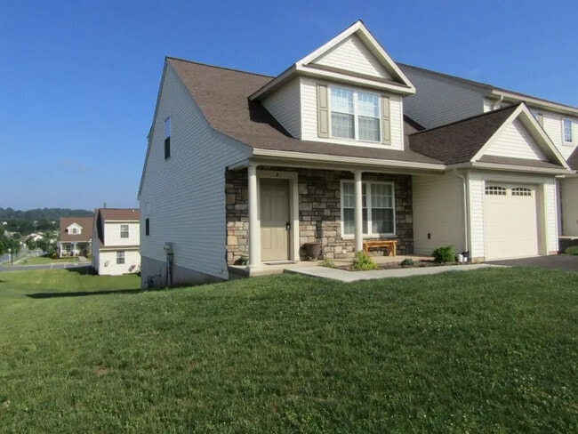 property at 2 Broken Arrow Dr