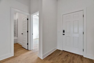 1010 Shine Pl in Bentonville, AR - Building Photo - Building Photo