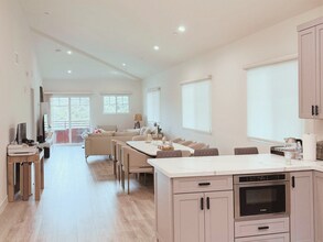 2608 Honolulu Ave in Glendale, CA - Building Photo - Building Photo