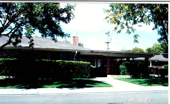 7730 Coral Ln in Stockton, CA - Building Photo